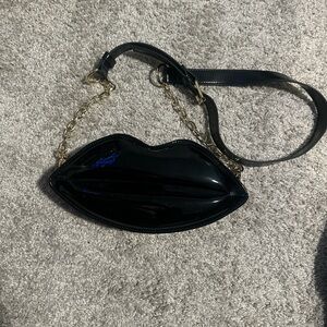 Black Lip-Shaped Crossbody Bag